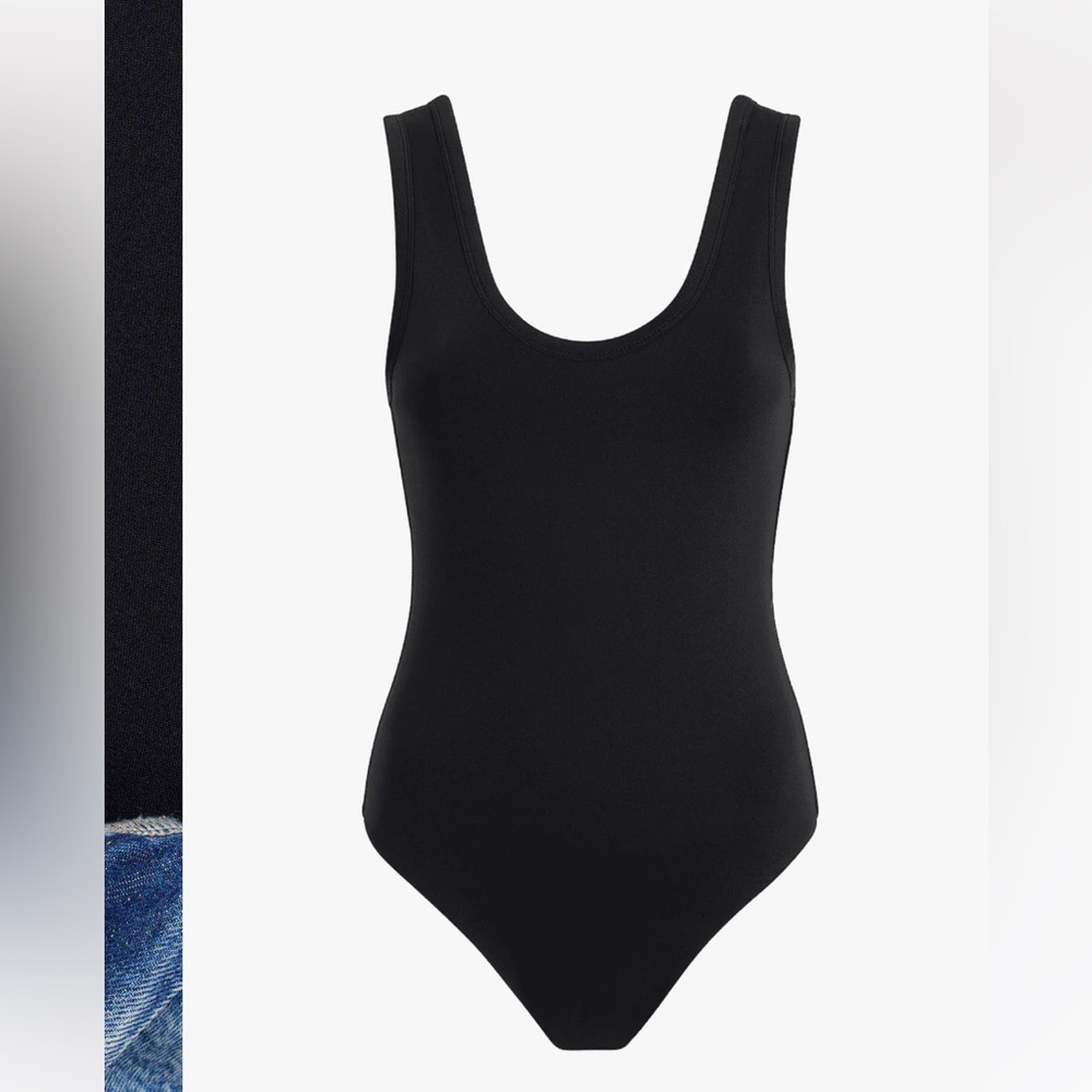 NWOT Nuuds Seamless Scoop Tank Bodysuit. Black.  size XL